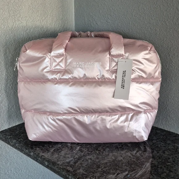 Marc Jacobs Light Pink Travel Bag NWT - Picture 1 of 8